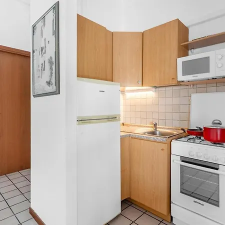 Downtown Peschiera, Easy With Wi-fi And Parking * Peschiera del Garda