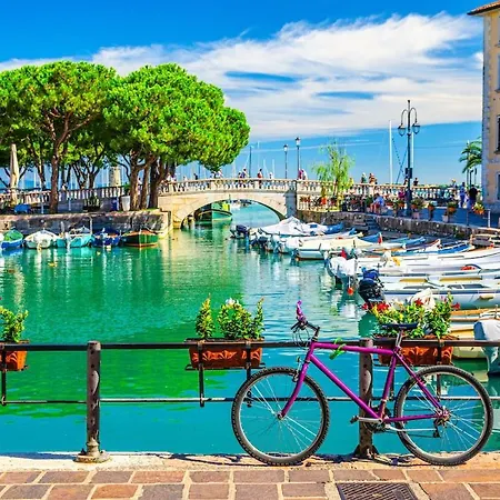 Downtown Peschiera, Easy With Wi-fi And Parking * Peschiera del Garda